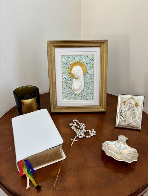 Holy Child Mary Gilded