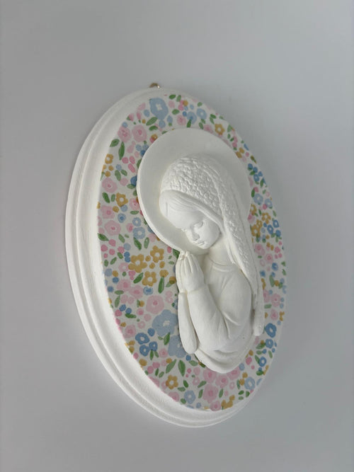 Holy Child Mary Floral Devotional Medallion